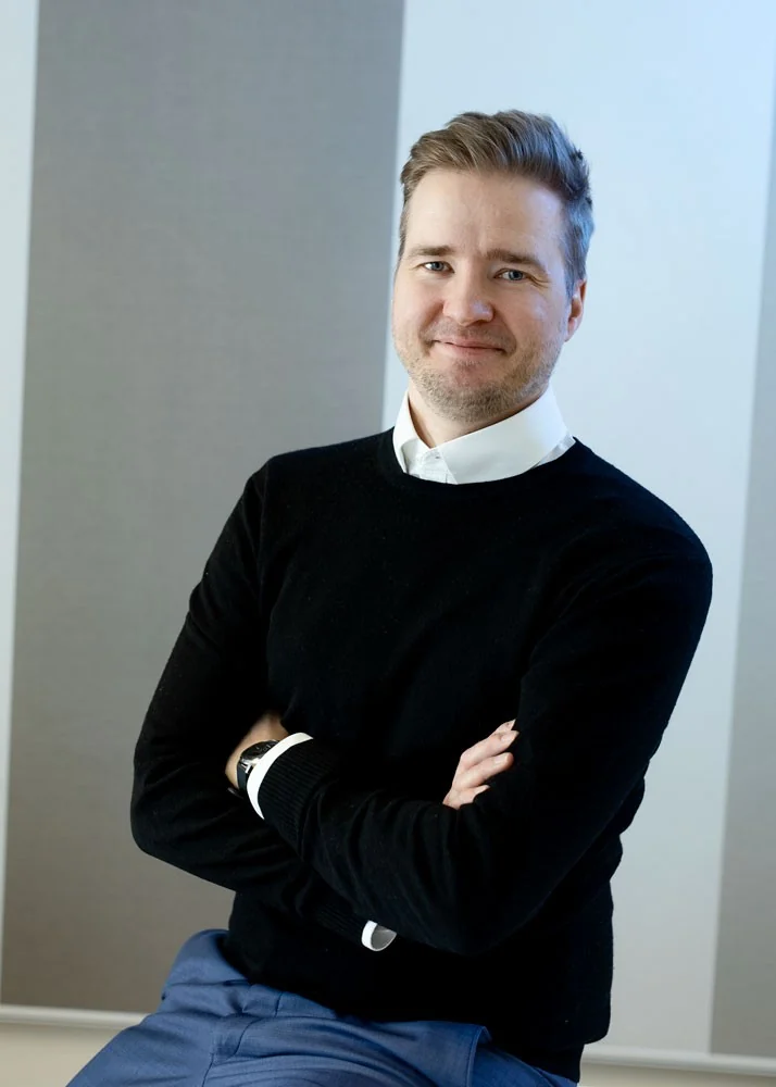 Arho Suominen in an informal portrait